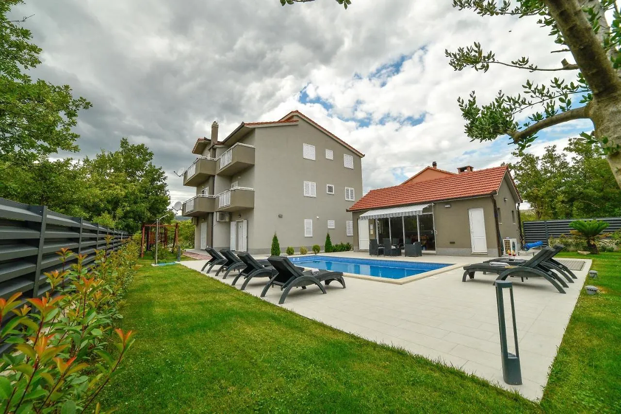 Apartment Villa Magnolia By Split Croatia