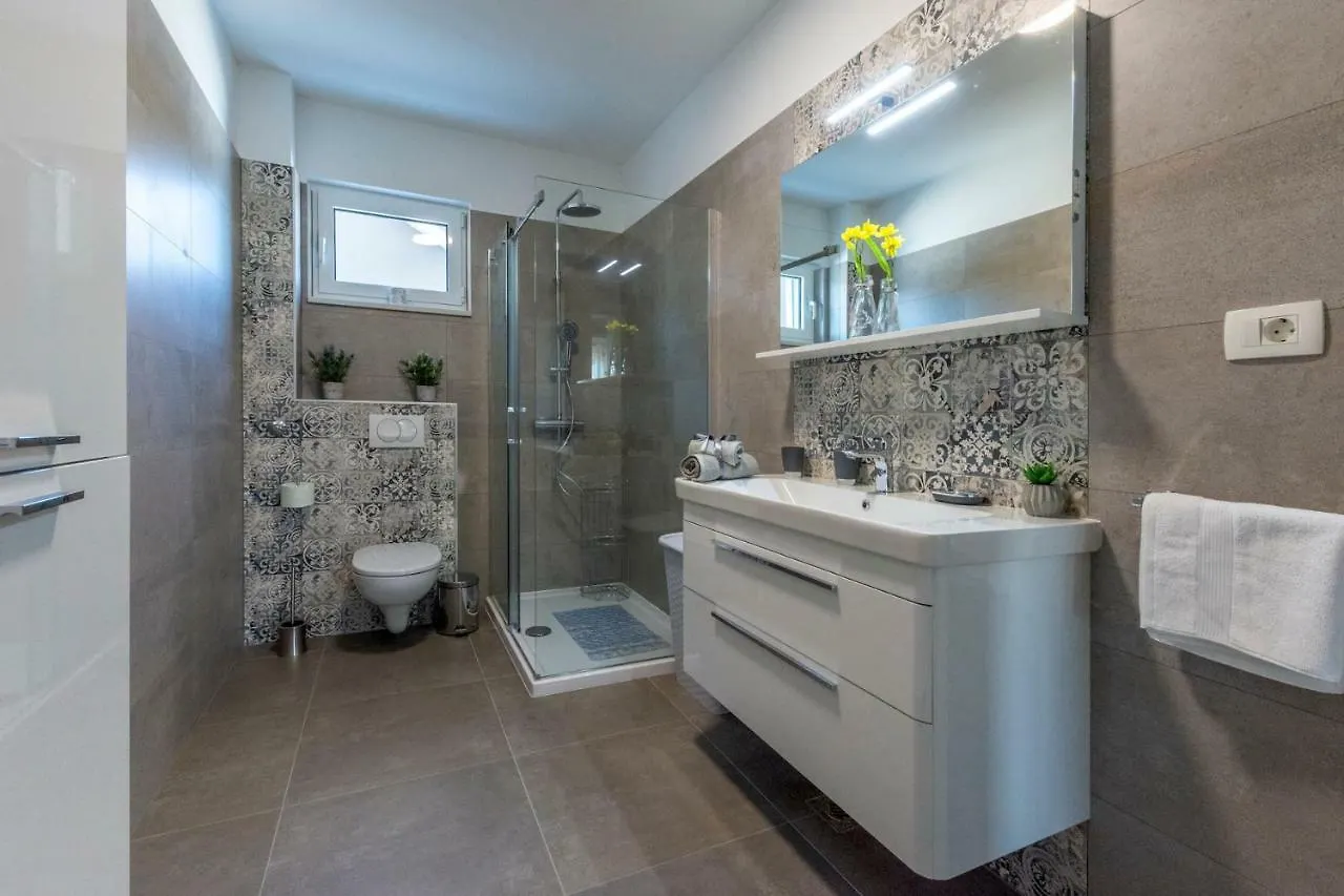 Apartment Villa Magnolia By Split Croatia