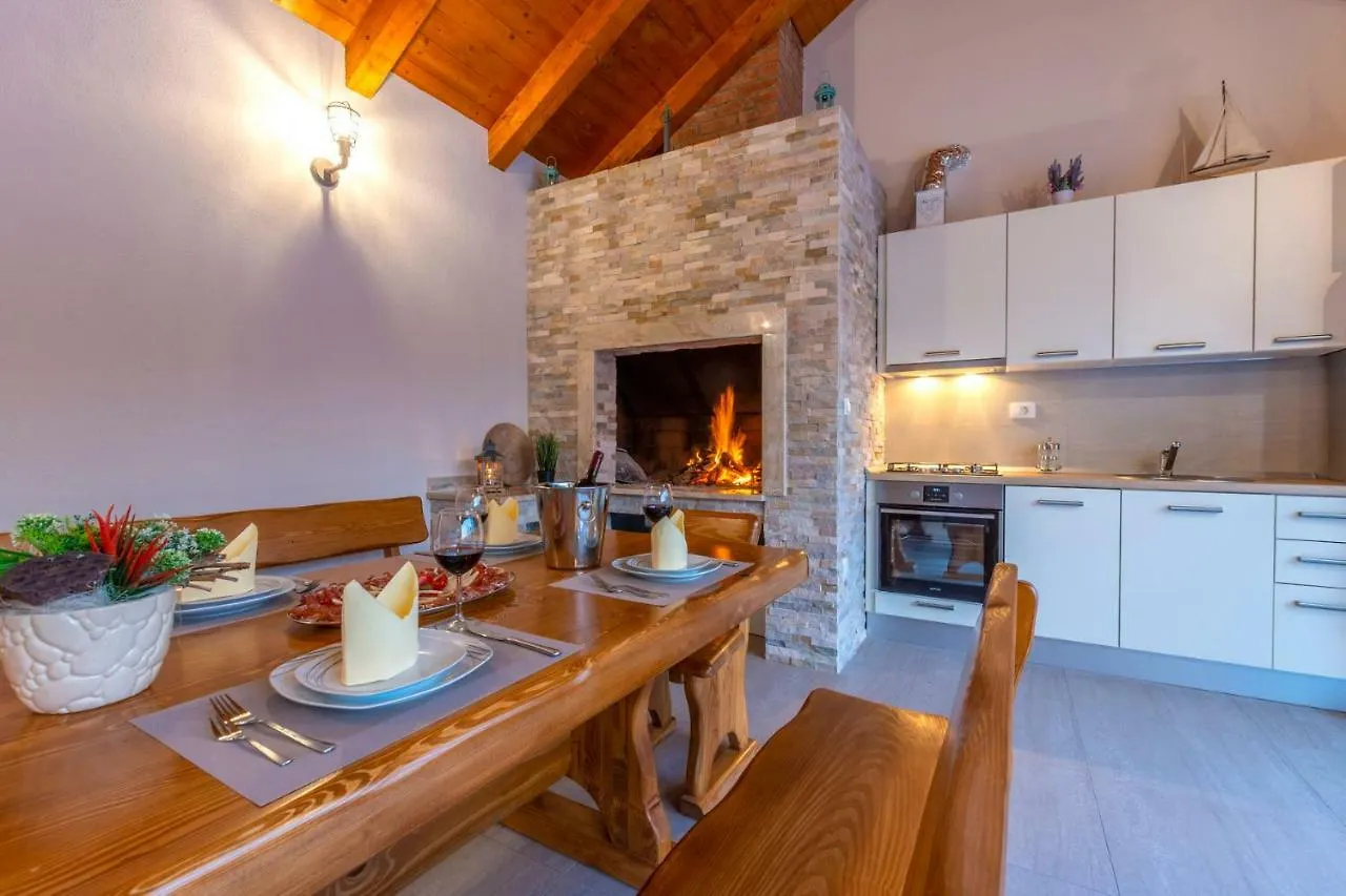 Apartment Villa Magnolia By Split