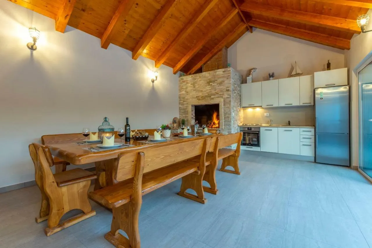 Apartment Villa Magnolia By Split
